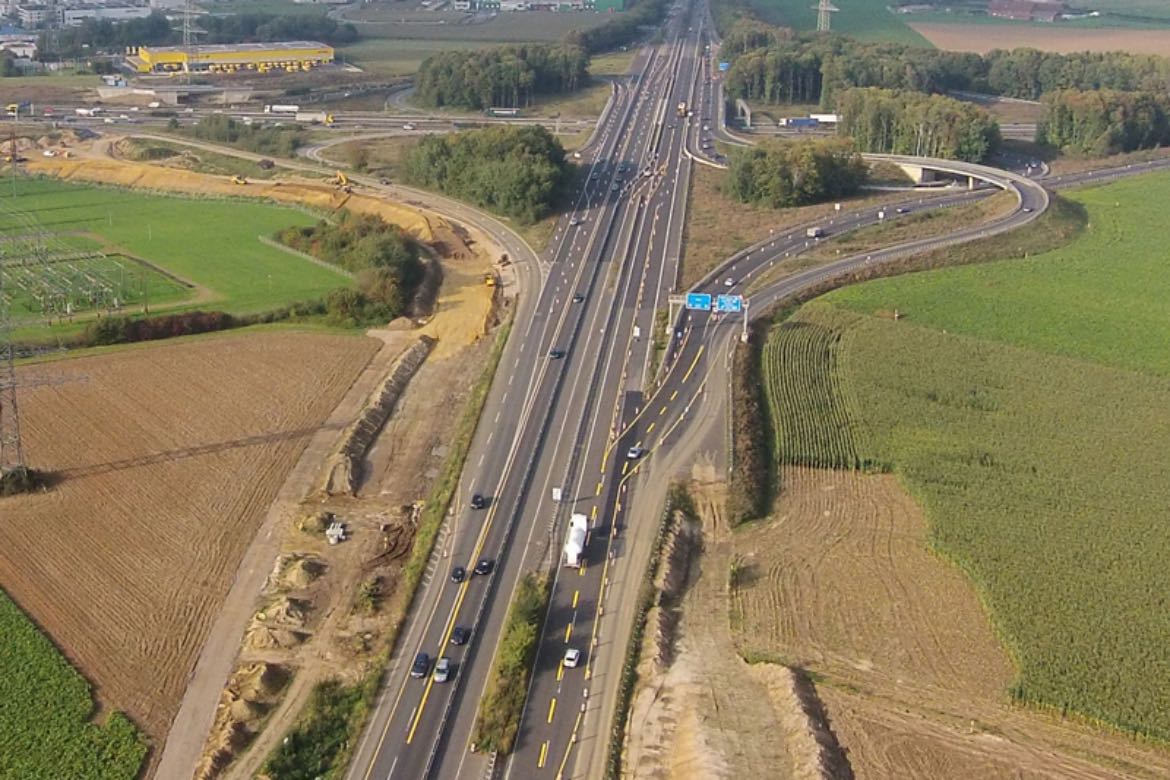 September 2014 – Verbreiterung der Fahrbahnen aus Fahrtrichtung Belgien